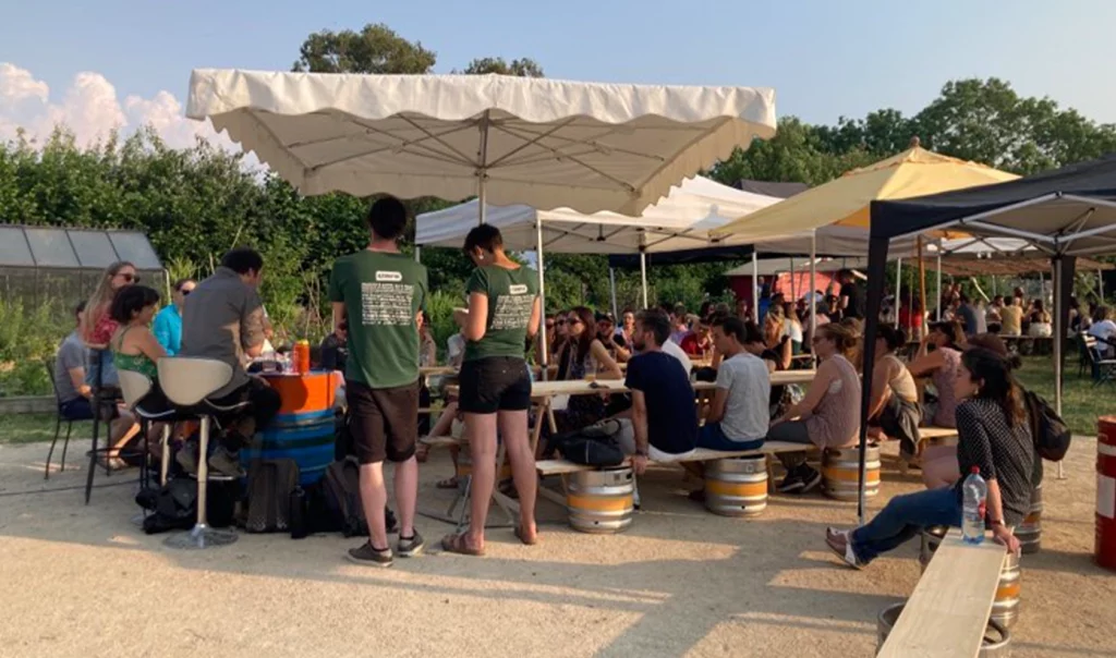 Image de la table-ronde "Se nourrir des poubelles du capitalisme, comment faire autrement" organisée par Alternatiba Rennes